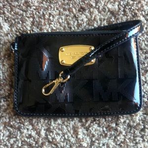 Micheal Kors wristlet